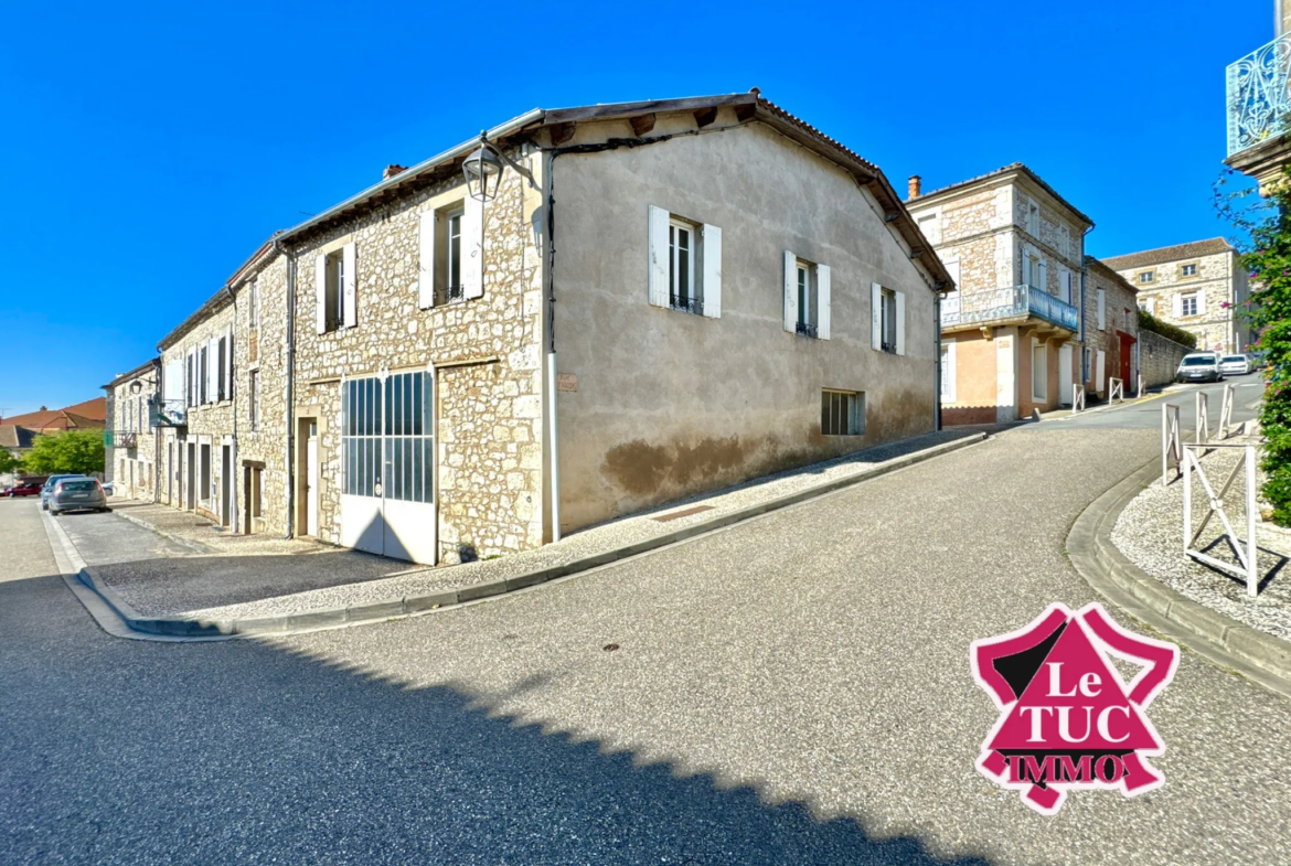 Maison en pierre avec 3 chambres et garage à Monflanquin 