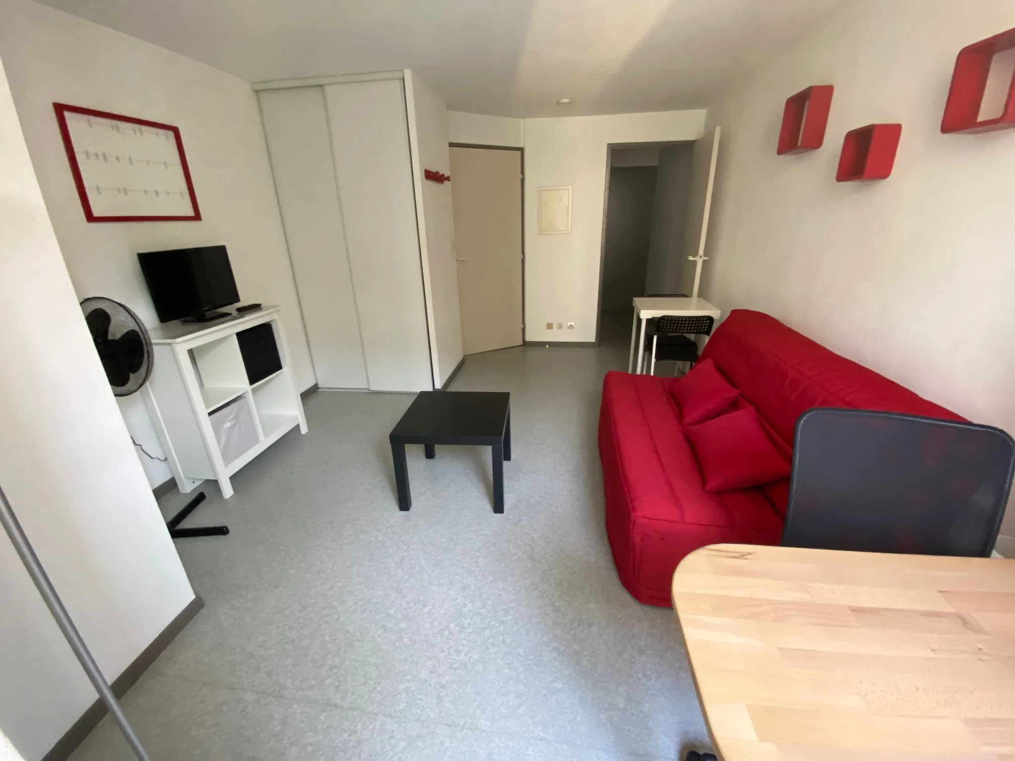 Studio meublé de 22 m² à Nîmes, idéal pour investissement 