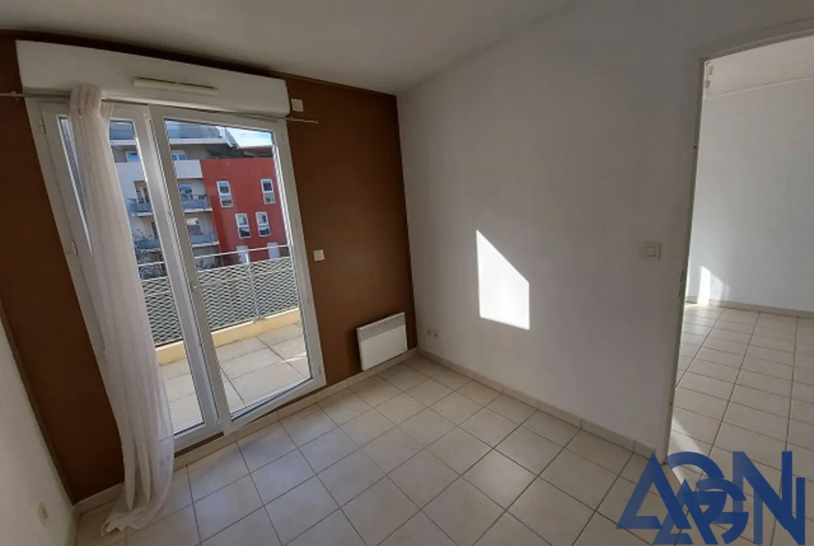 À vendre : Appartement 2 pièces avec terrasse et garage à Montpellier 