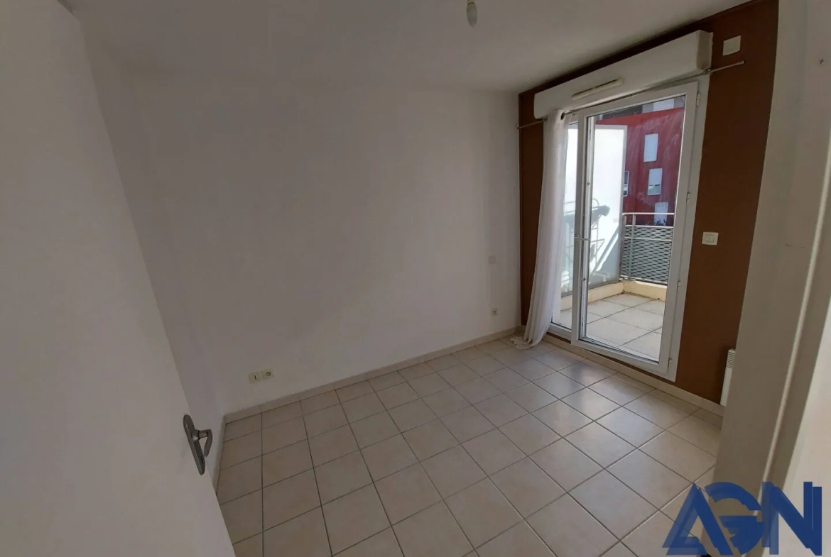 À vendre : Appartement 2 pièces avec terrasse et garage à Montpellier 