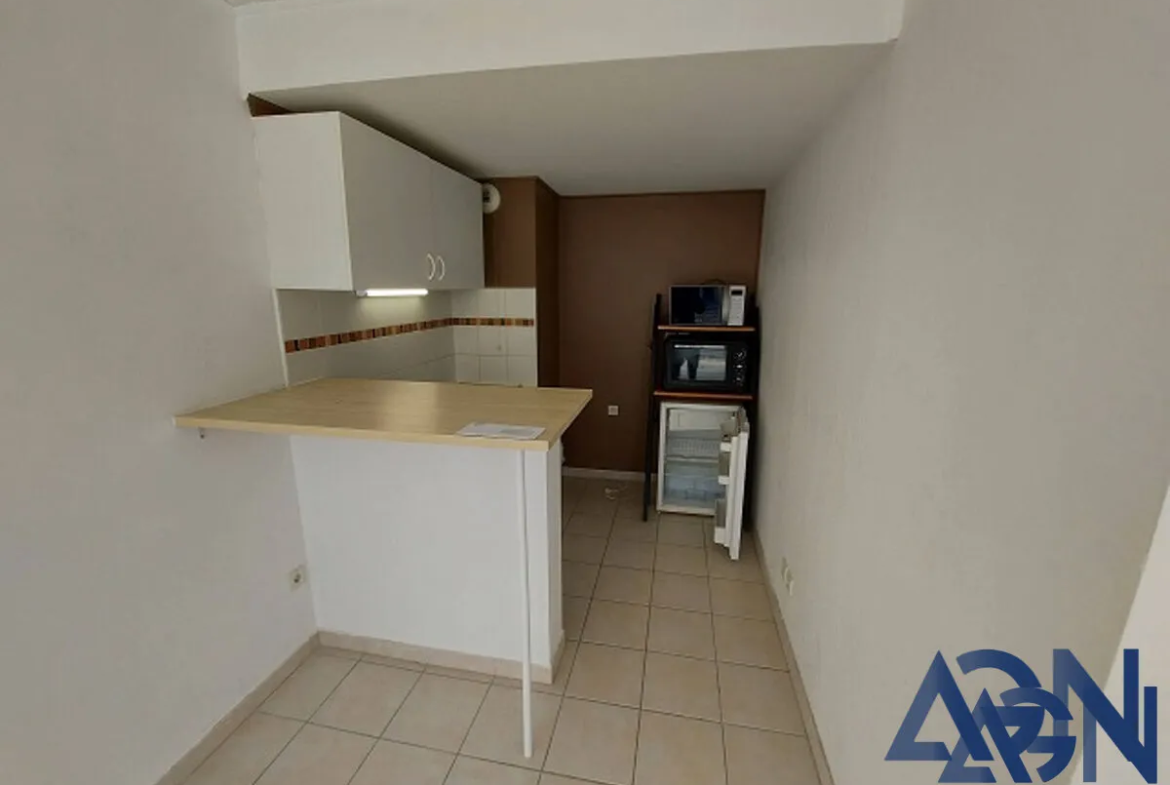 À vendre : Appartement 2 pièces avec terrasse et garage à Montpellier 