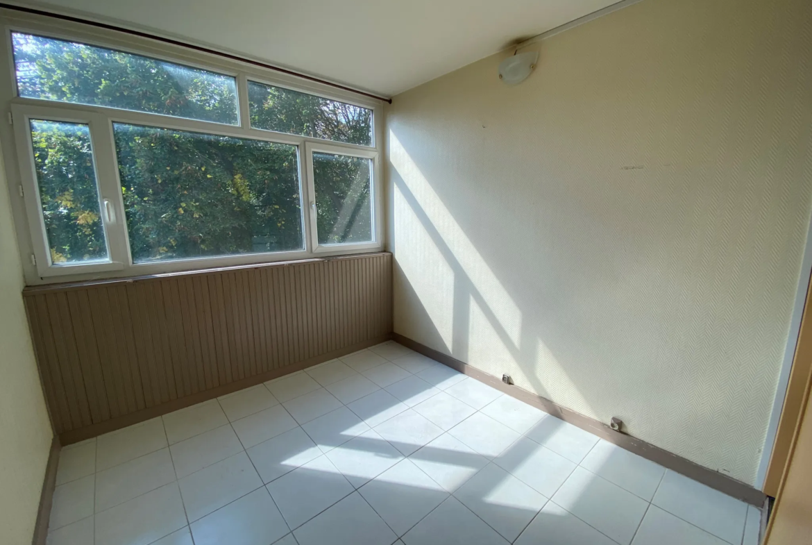 À vendre : Appartement lumineux à Évry Petit Bourg - 57 m² avec 2 chambres 