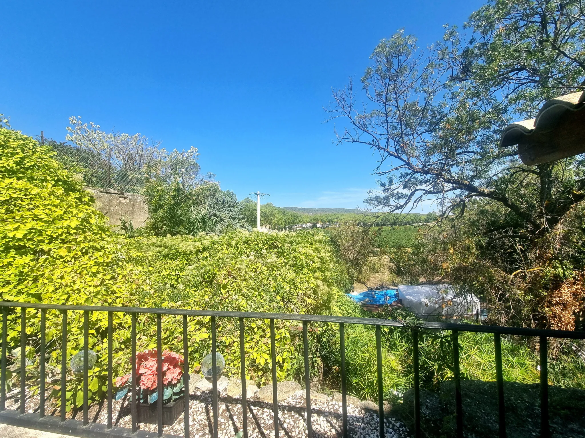 Maison 5 pièces avec jardin à Mailhac, idéalement située 