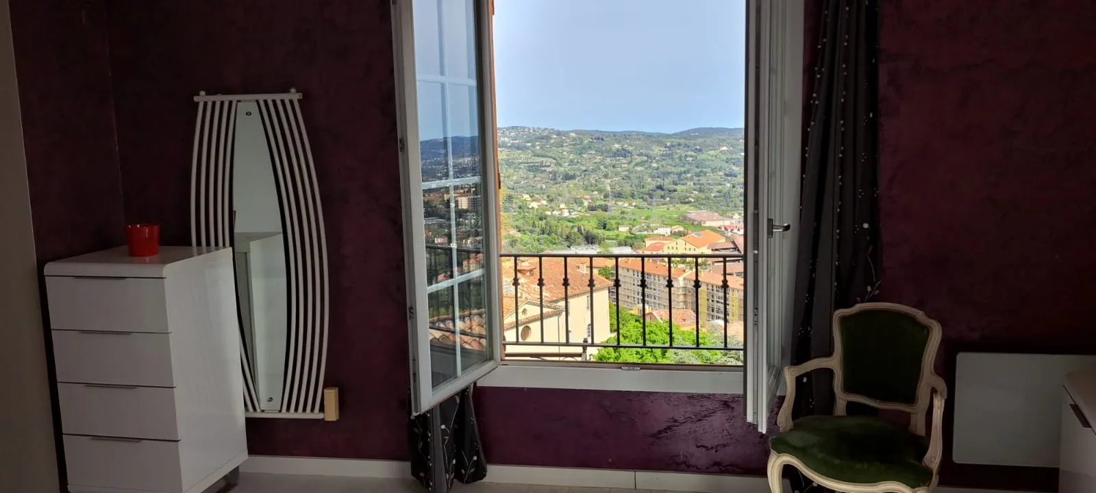 Duplex atypique à Grasse avec vue panoramique 