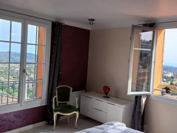 Appartement duplex 3/4 à Grasse avec vue panoramique