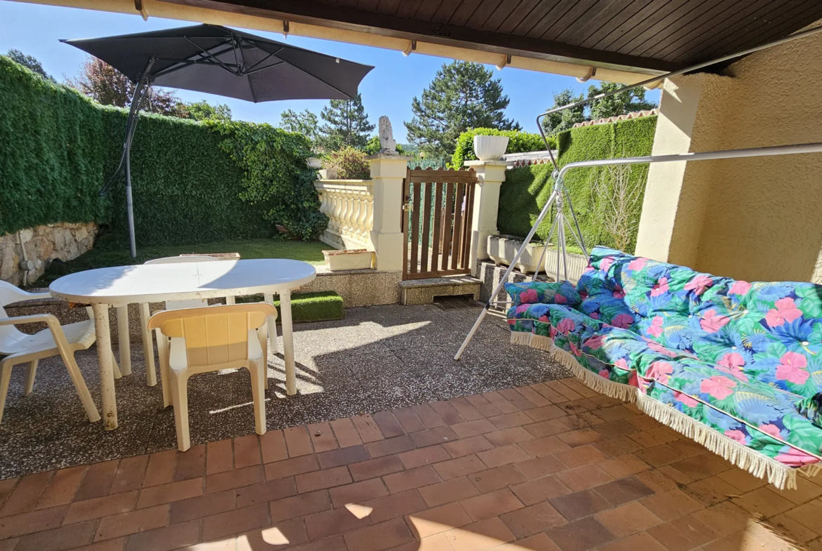 À vendre : Jolie maisonnette 3 pièces avec jardin à St Vallier de Thiey 