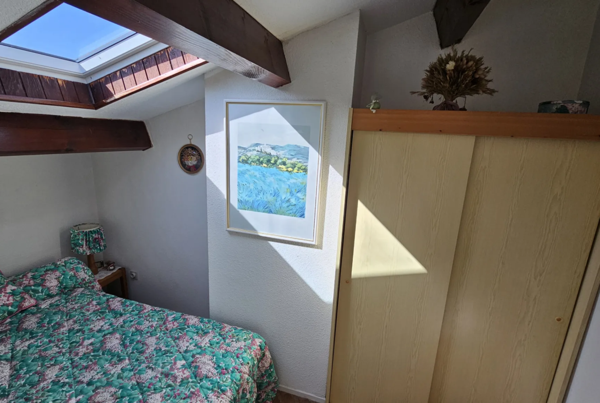 À vendre : Jolie maisonnette 3 pièces avec jardin à St Vallier de Thiey 