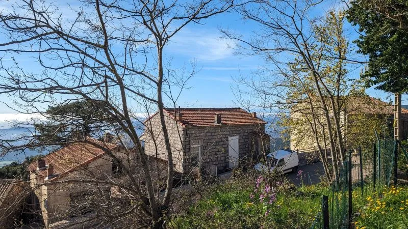 T1 à vendre à l'Ospédale, Porto-Vecchio - Vue sur mer 