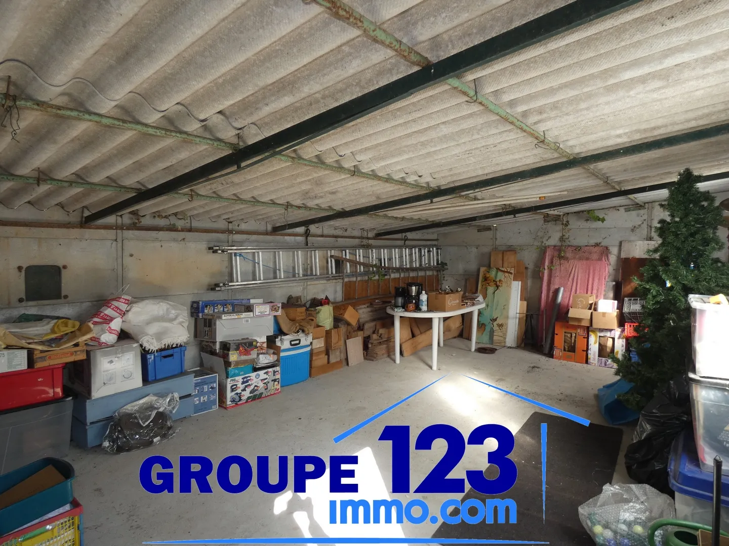 Maison de 136 m² avec jardin à Epineau les Voves 