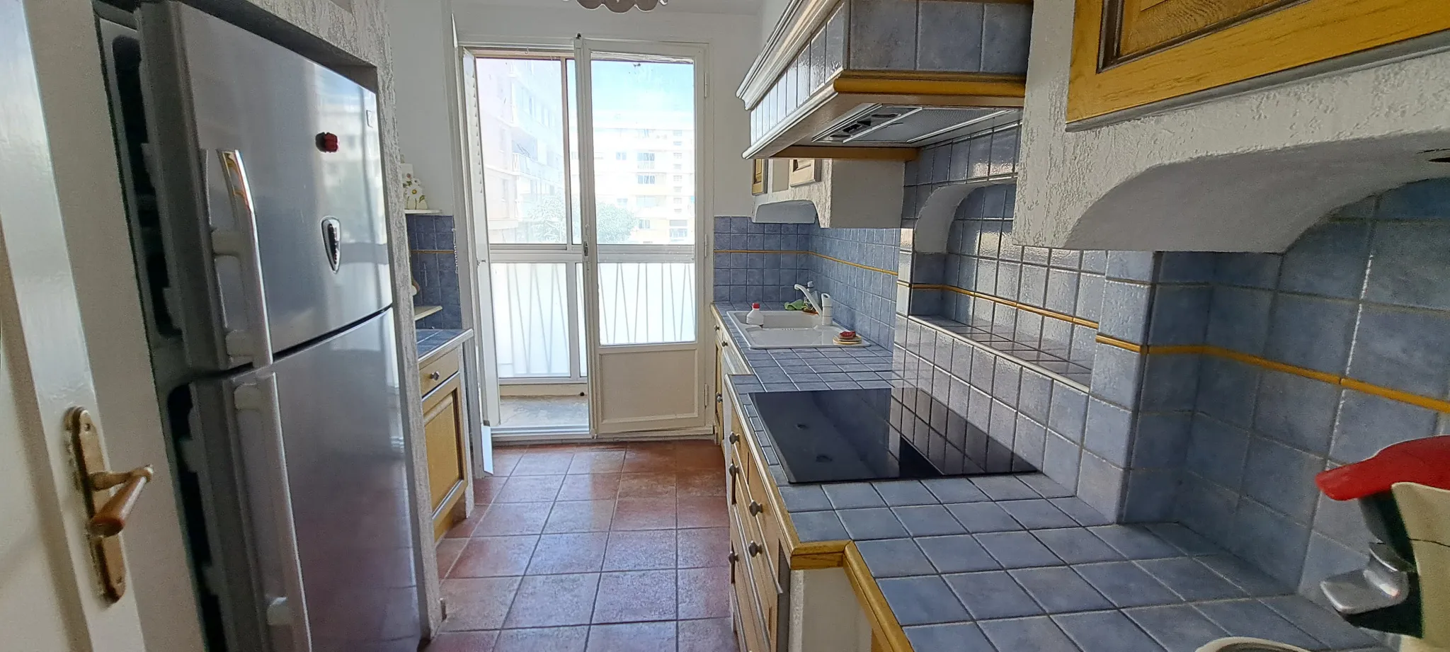 Vente d'un appartement 3 pièces à Marseille 13005 près des facultés 