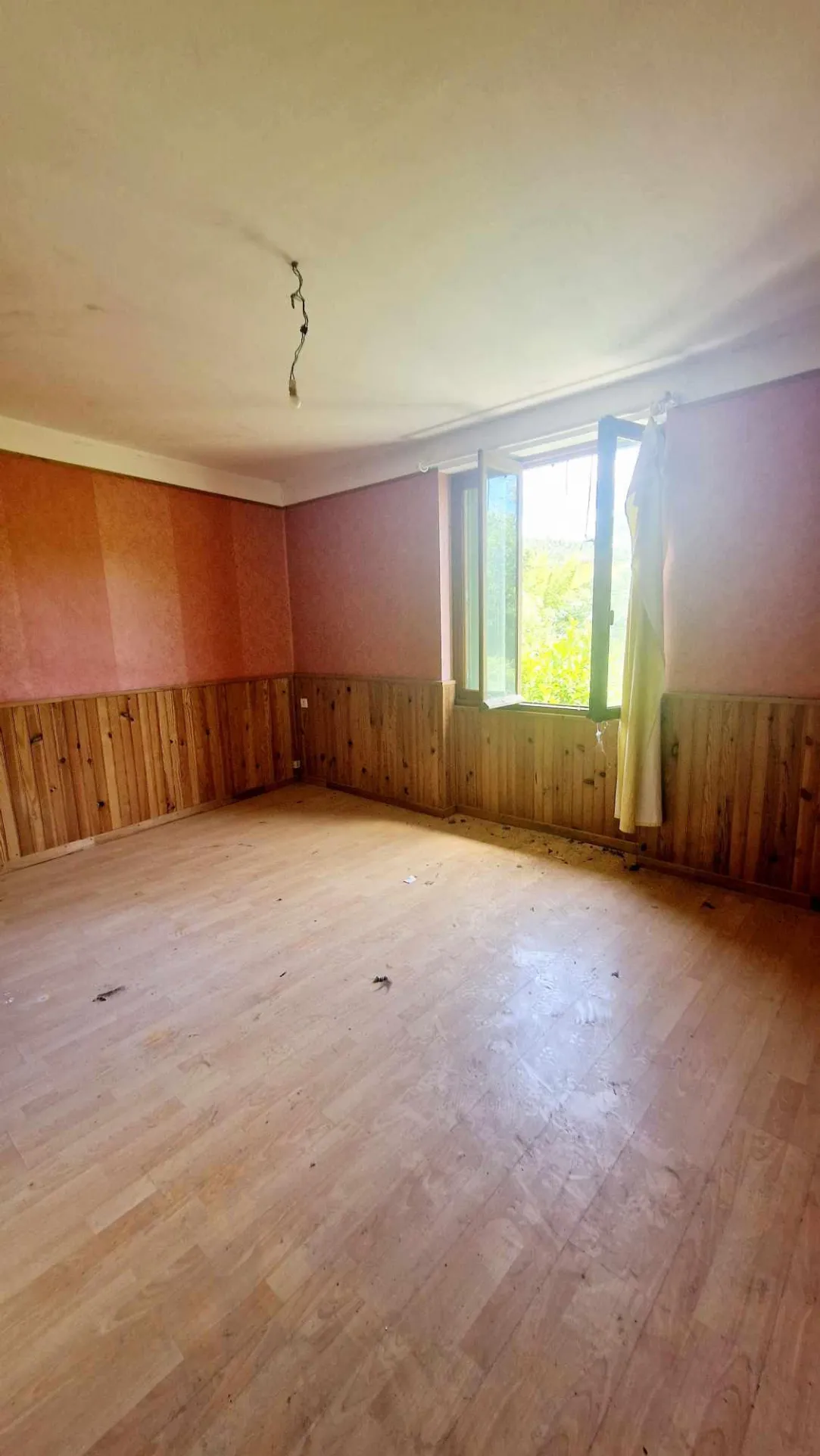 Maison 7 pièces à vendre à Bollène - Rénovation à prévoir 