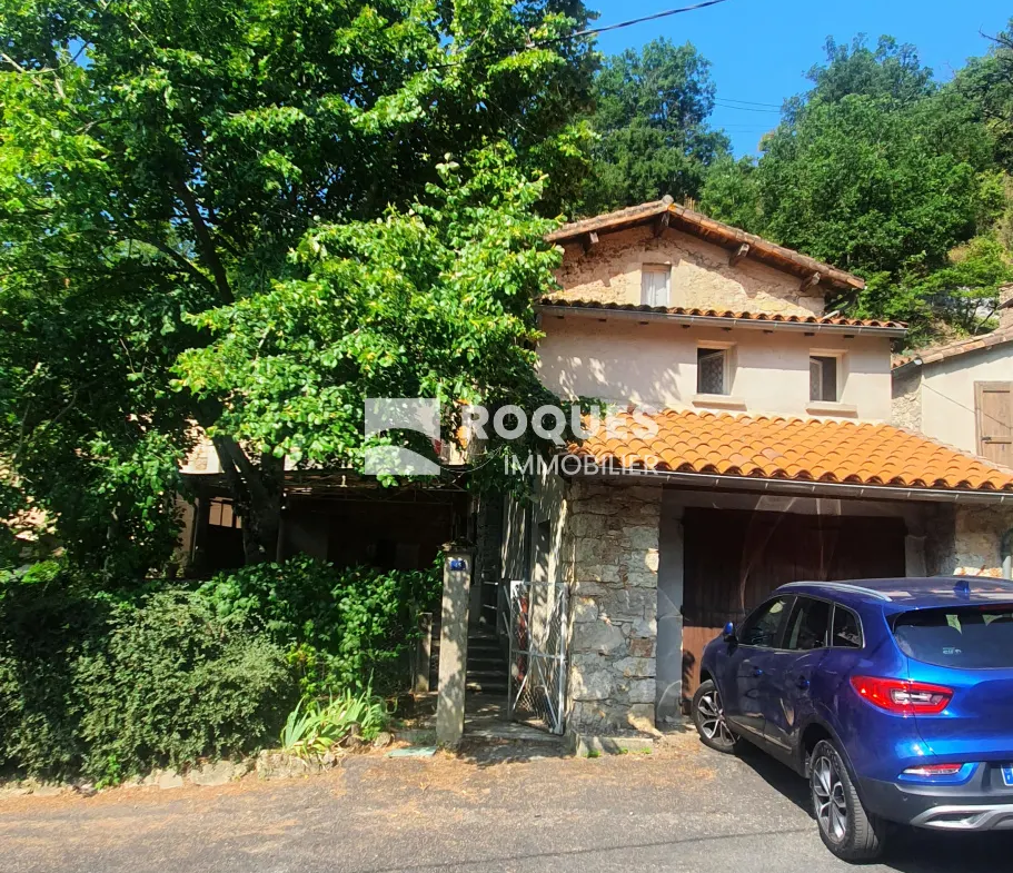 Maison de village 4 pièces, 90 m² à Millau avec terrasse et garage 