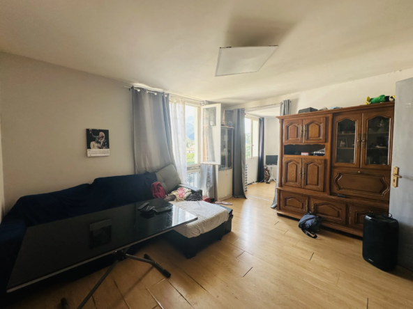 À vendre : Appartement F2 bis à Amelie les Bains Palalda - Vue sur Palalda