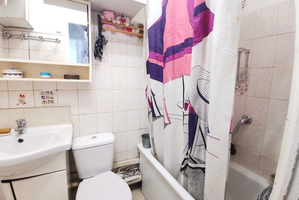 Studio lumineux à vendre au boulevard Ney, Paris 75018 