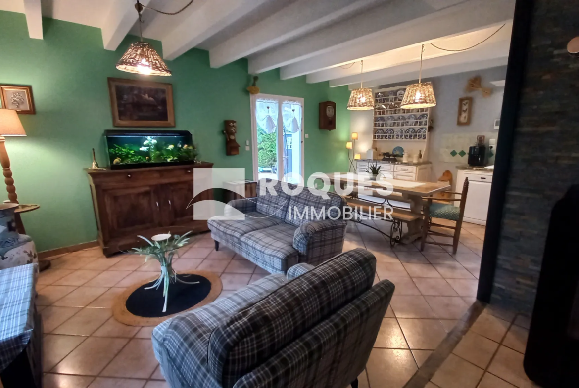 Maison avec piscine à Compregnac - 3 chambres - 264 000 EUR 