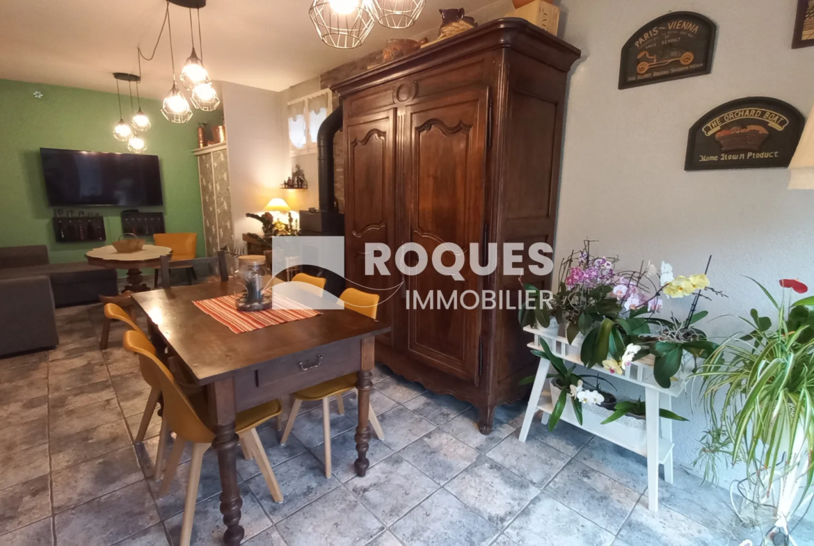 Maison avec piscine à Compregnac - 3 chambres - 264 000 EUR 