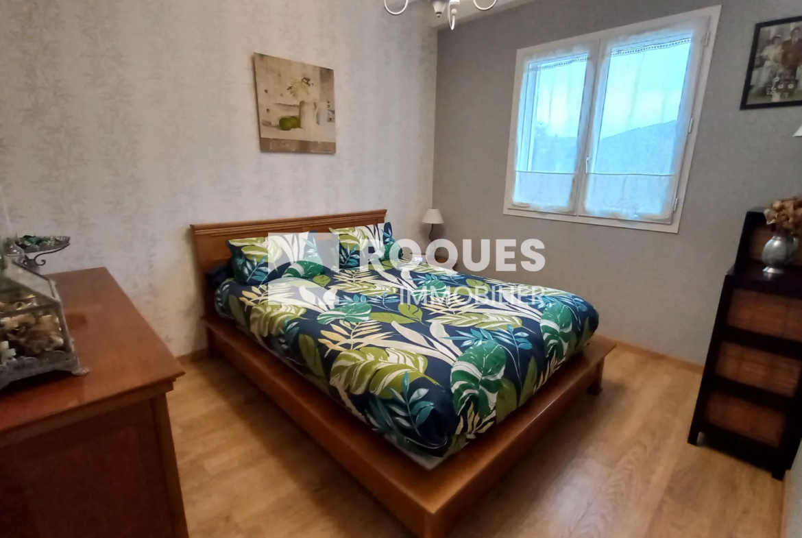 Maison avec piscine à Compregnac - 3 chambres - 264 000 EUR 