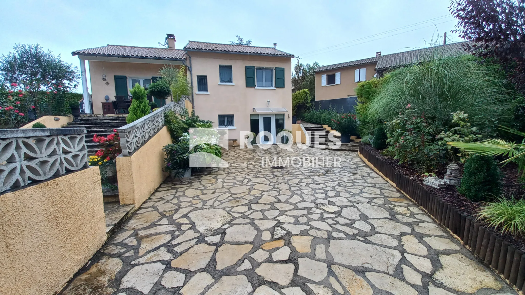 Maison avec piscine à Compregnac - 3 chambres - 264 000 EUR 