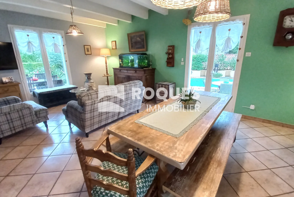 Maison avec piscine à Compregnac - 3 chambres - 264 000 EUR 