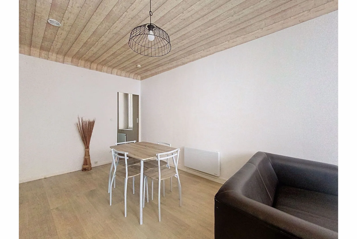 À vendre : appartement rénové 2 pièces à Gardanne 