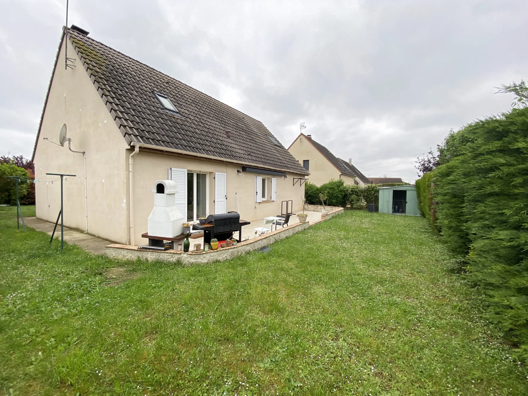 Maison de 4 chambres à vendre à Saint-Martin-Longueau 