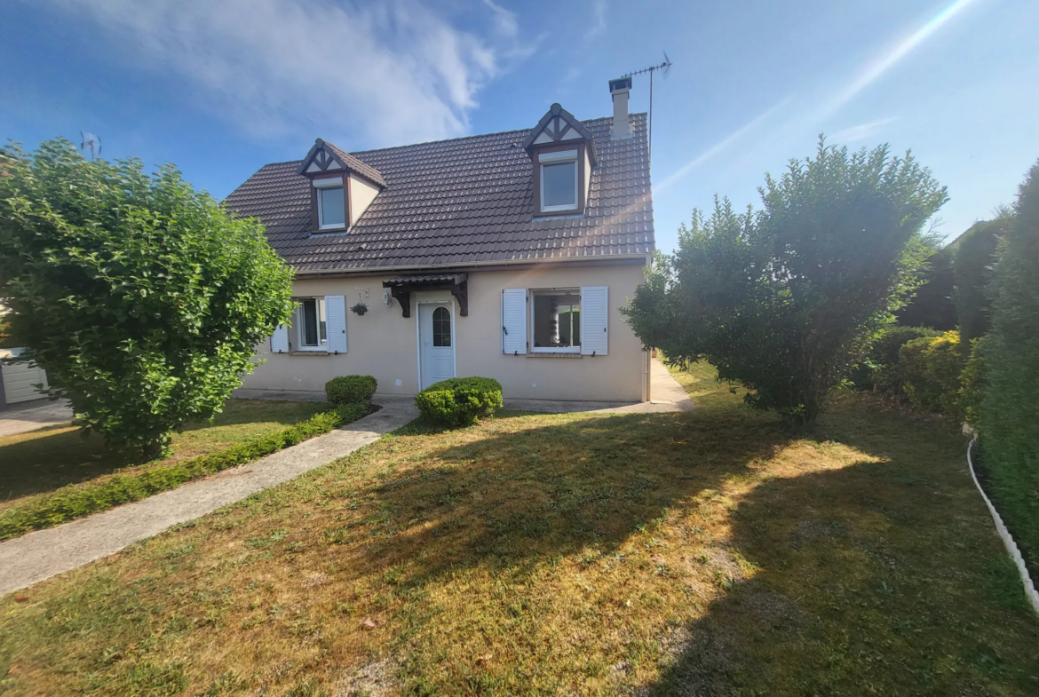 Maison de 4 chambres à vendre à Saint-Martin-Longueau 