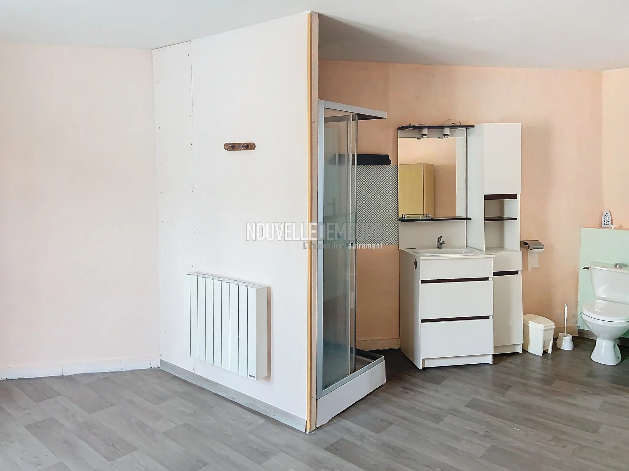 À vendre : Maison de bourg de 115 m² à Maen Roch 