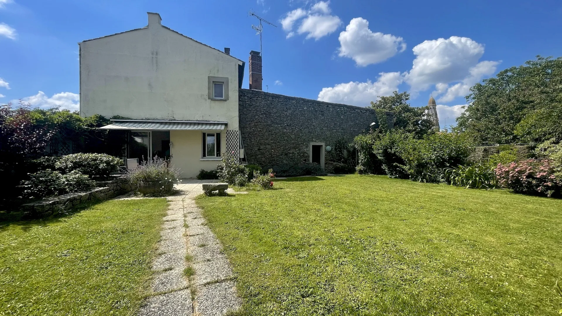 Maison ancienne à vendre - 10 min de Chemillé et 20 min de Cholet ! 