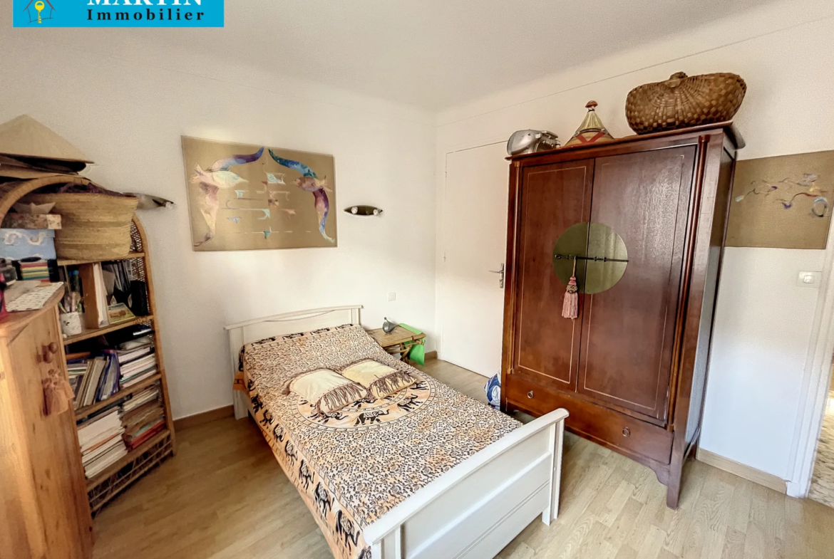 Appartement F3 avec balcon, parking et cave à Céret 