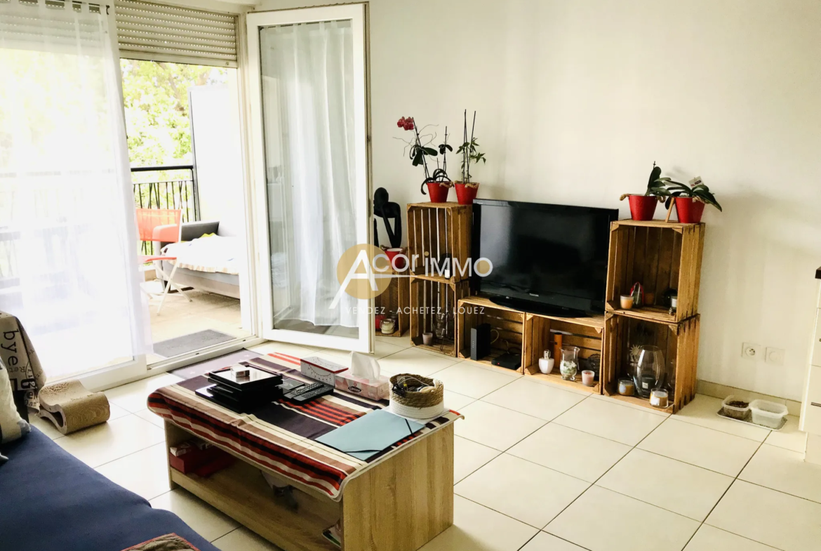 À vendre : Appartement lumineux 41m2 avec terrasse et parking à La Seyne sur Mer 