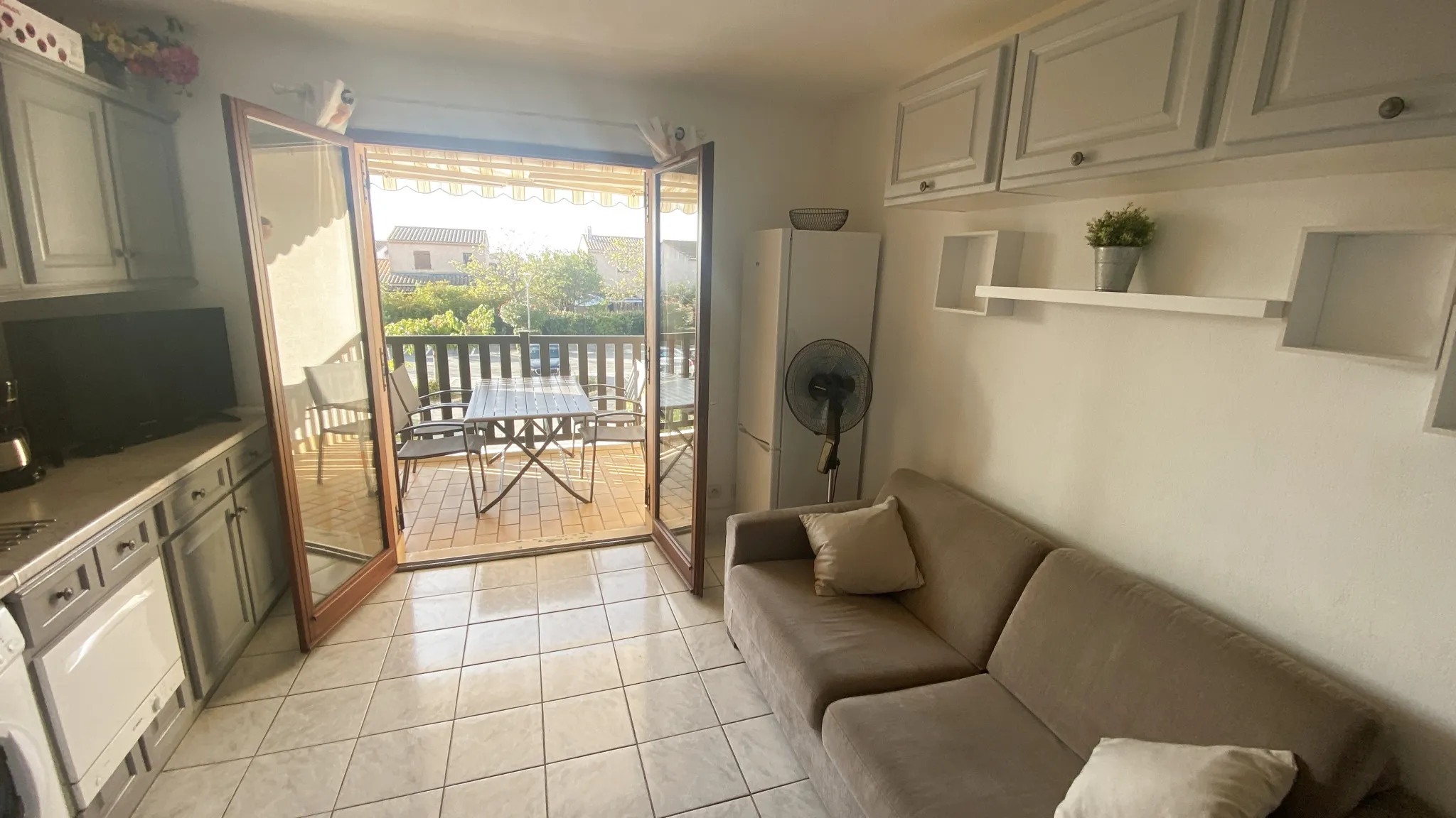 À vendre : Appartement 2 pièces avec terrasse à La Londe les Maures 