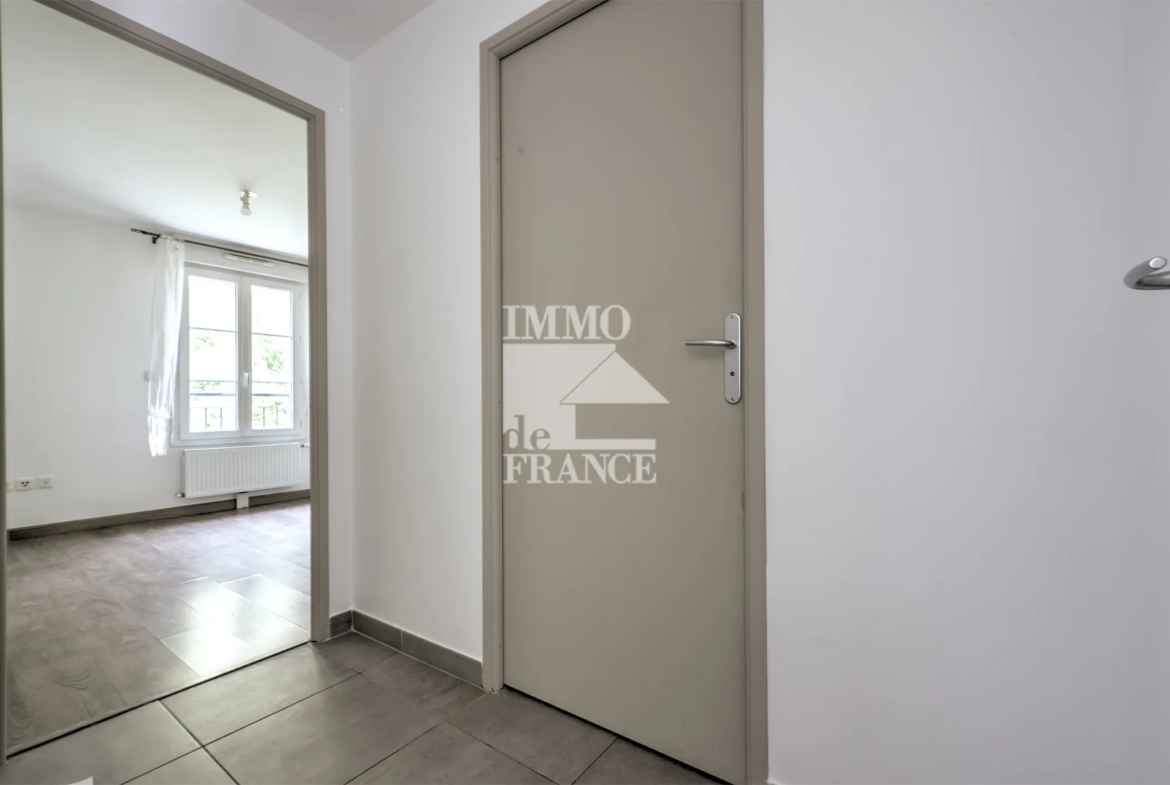 Appartement T2 à vendre à Saint-Ouen-L'Aumône - 173000€ 