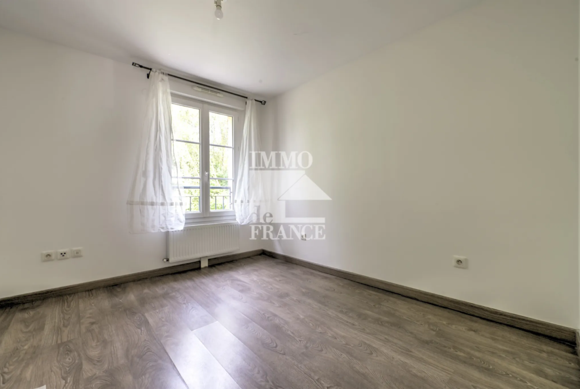 Appartement T2 à vendre à Saint-Ouen-L'Aumône - 173000€ 