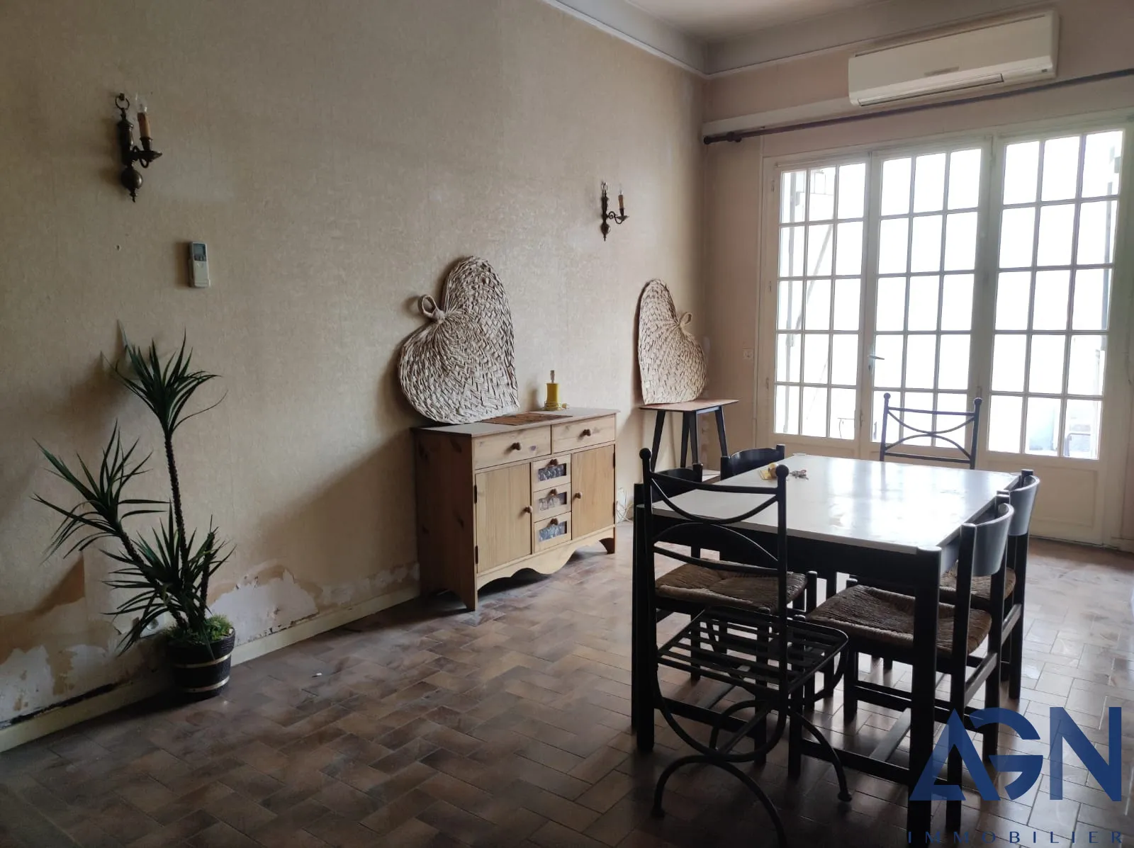 À vendre : Maison de ville 3 pièces 82 m² avec garage et terrasse à Agde 