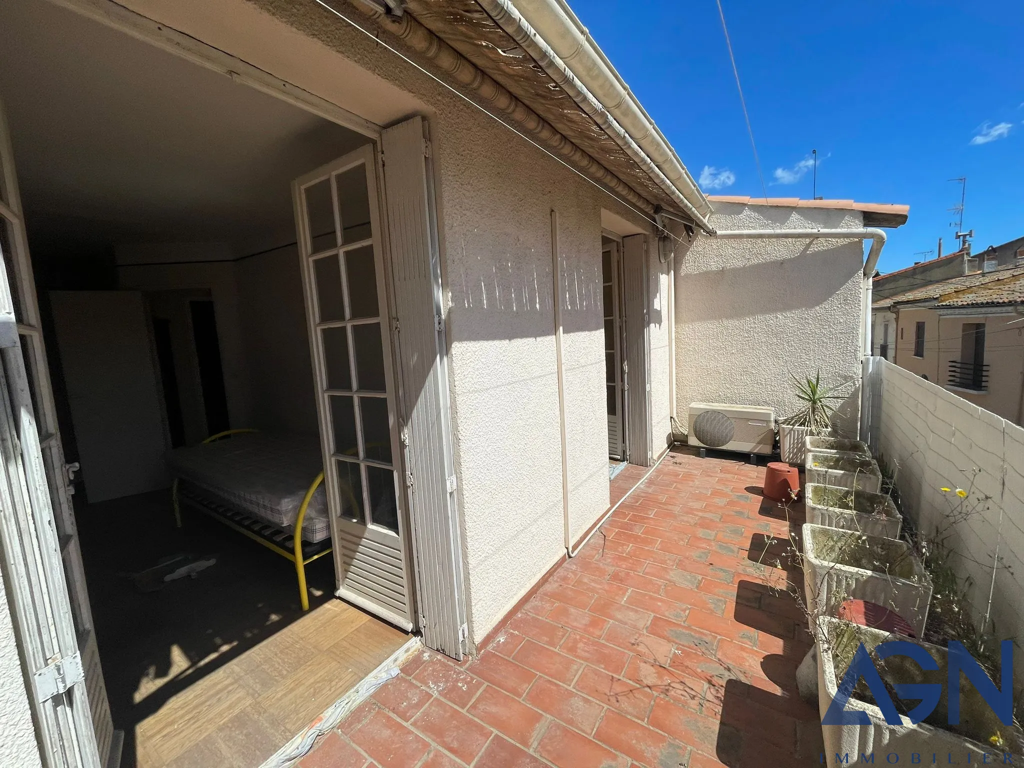 À vendre : Maison de ville 3 pièces 82 m² avec garage et terrasse à Agde 