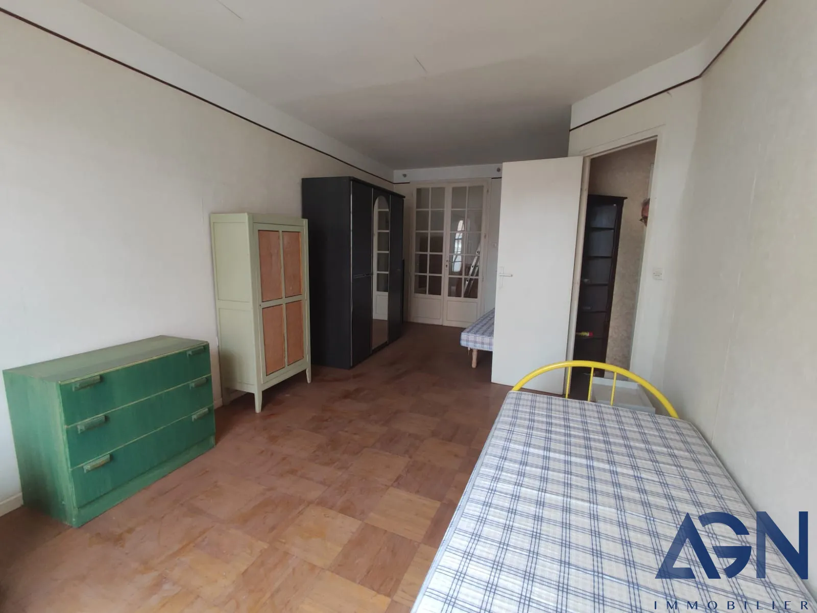 À vendre : Maison de ville 3 pièces 82 m² avec garage et terrasse à Agde 