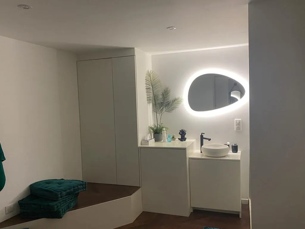 Appartement lumineux rénové face à la plage des Sables d'Olonne 