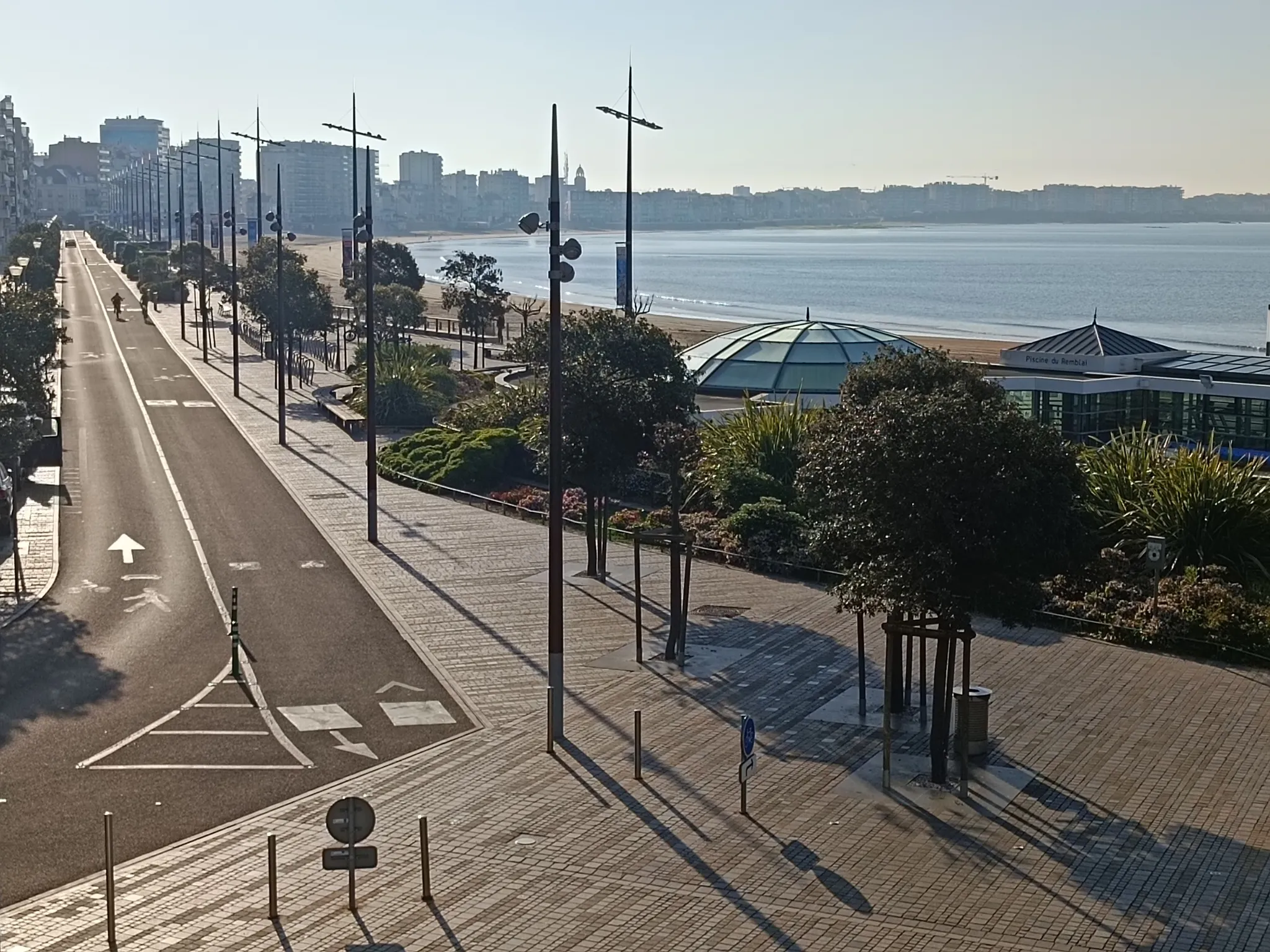 Appartement lumineux rénové face à la plage des Sables d'Olonne 