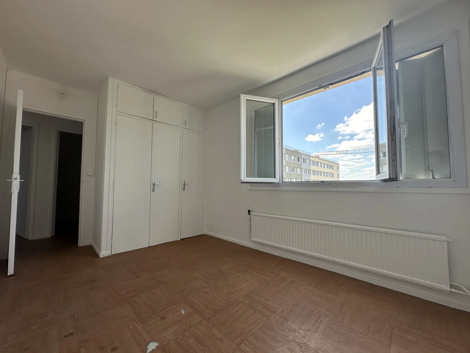 Appartement T4 traversant de 74,59 m² à Joinville-le-Pont 