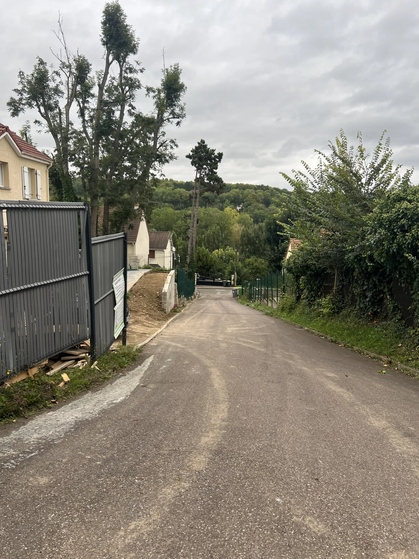 Terrain constructible à Hardricourt - Vue sur les forêts de Vexin 