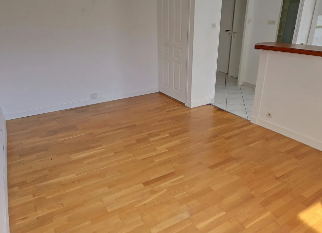 Appartement lumineux 2 pièces à Villeurbanne près du métro Gratte-Ciel 