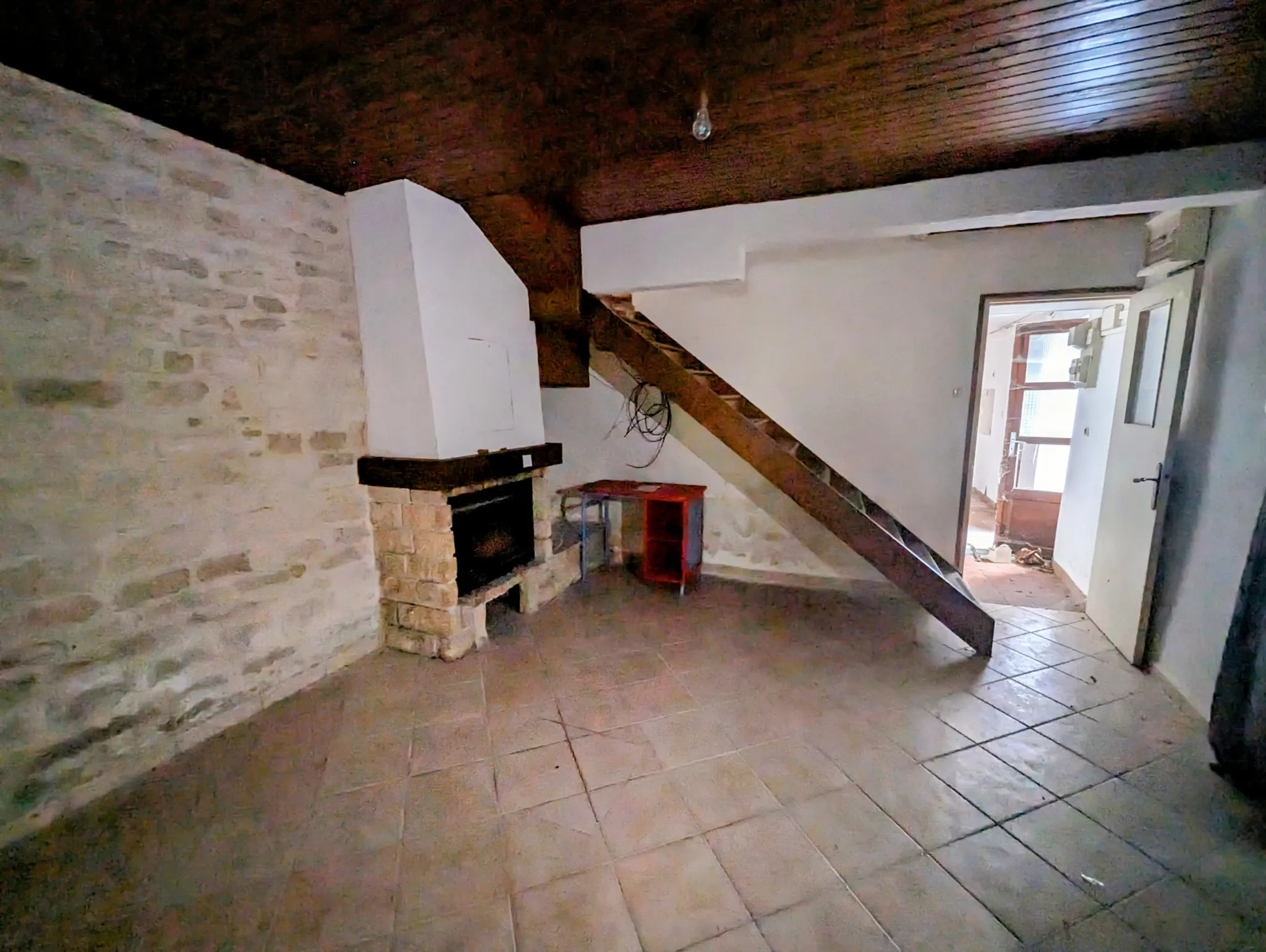 Maison de village à Cry sur Armançon avec 3 chambres 