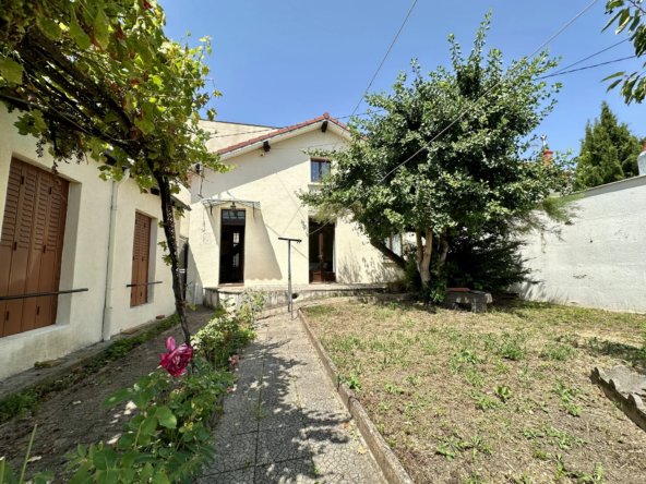 Maison à vendre à Beaumont - 94 m² sur 343 m² de terrain