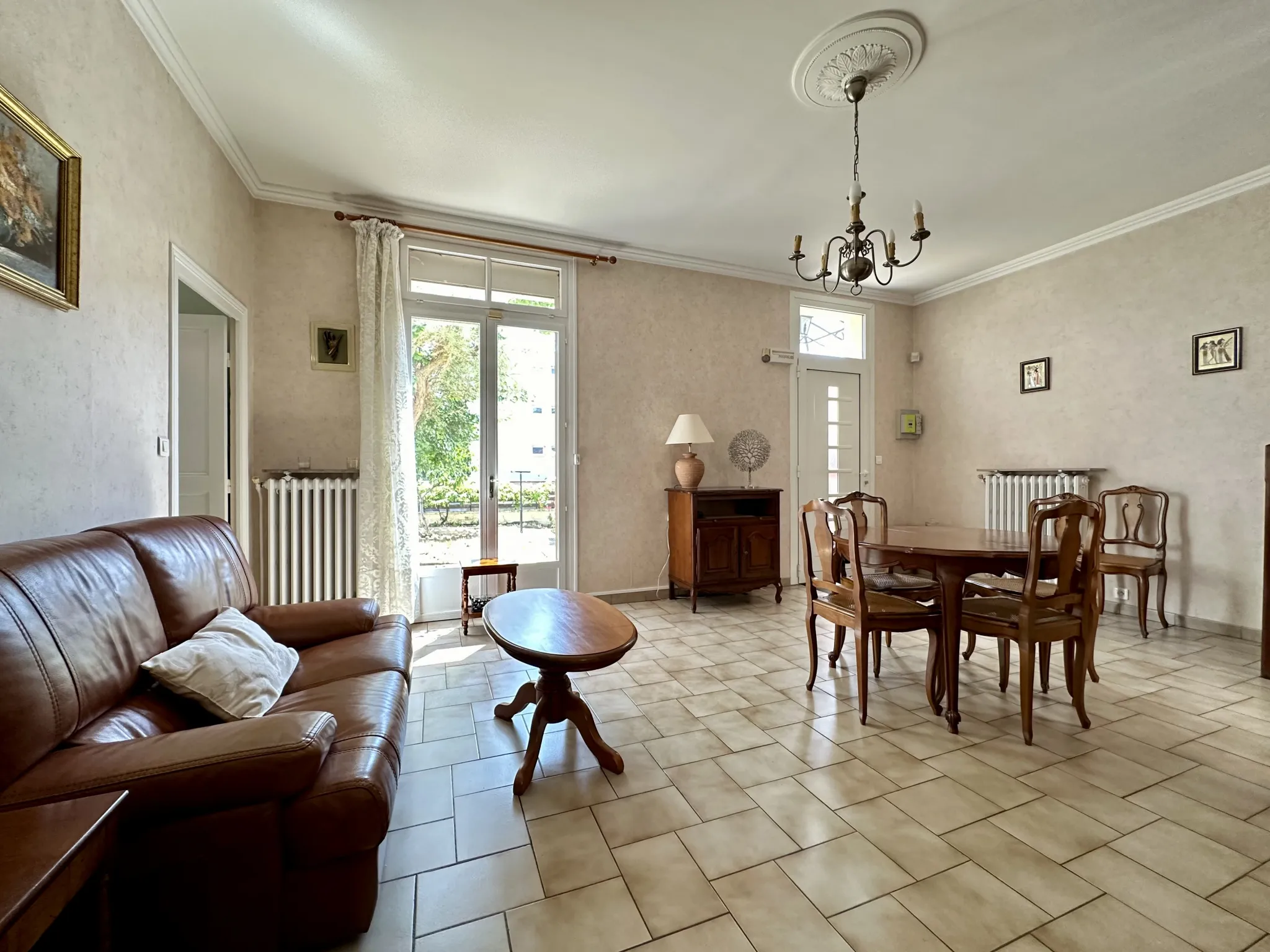 Maison à vendre à Beaumont - 94 m² sur 343 m² de terrain 