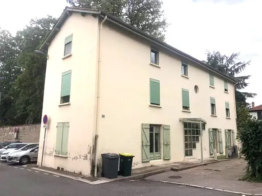 Oullins : Appartement T2 de 43 m² avec cave à vendre 