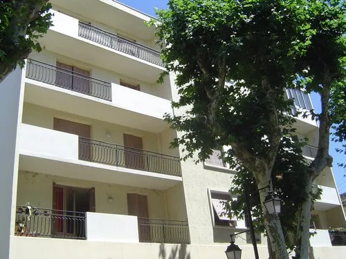 Superbe Appartement T5 à Lunel - 118m2 avec Balcons 