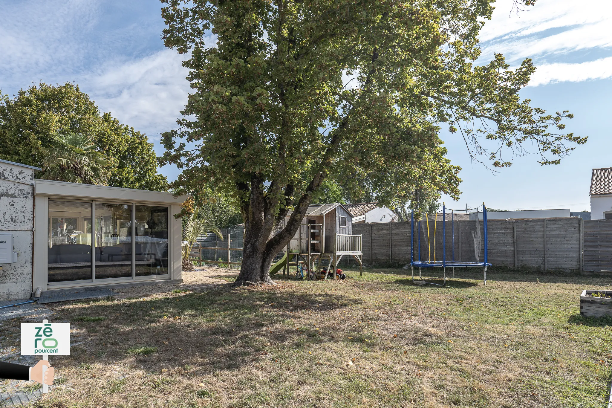 Longère à vendre à Grues - 5 chambres et piscine 