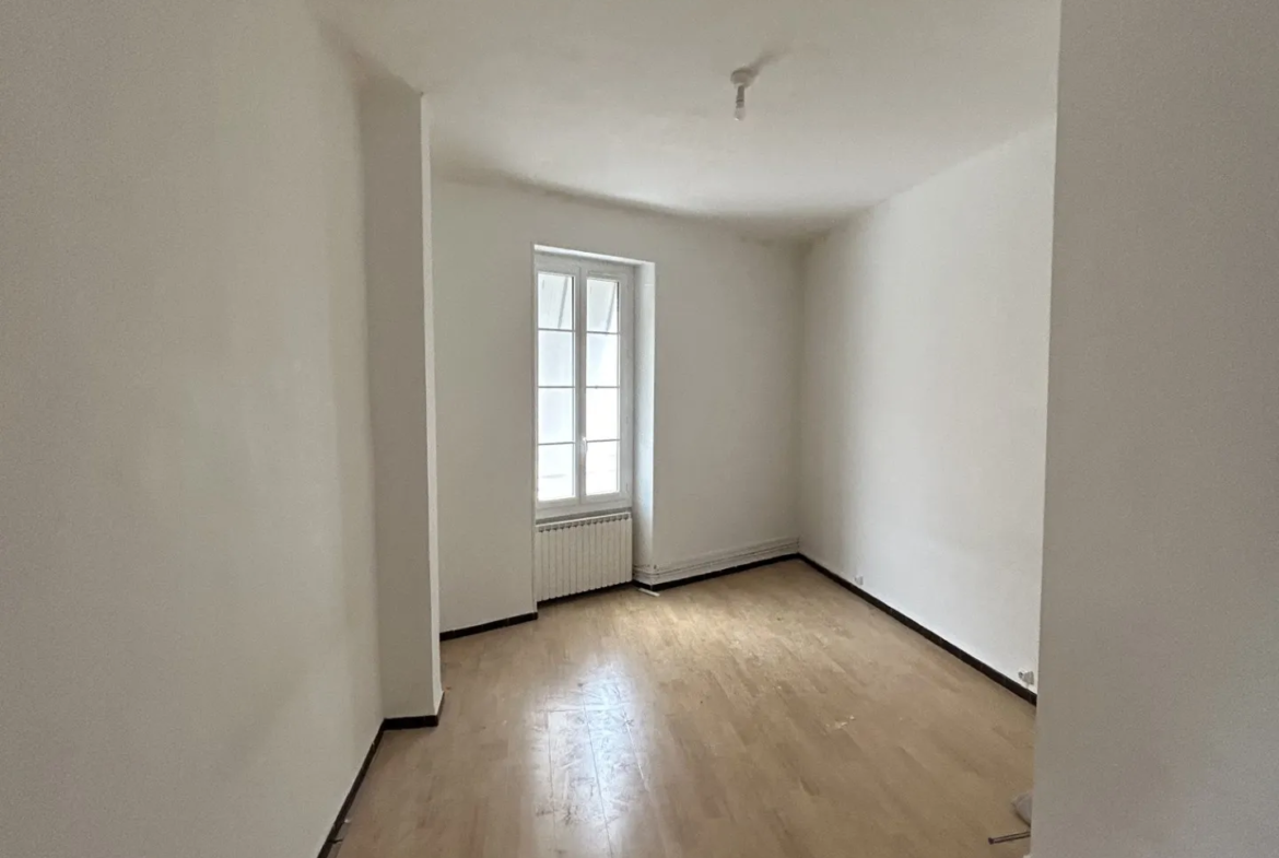 Appartement 78m² proche des arènes de Nîmes 