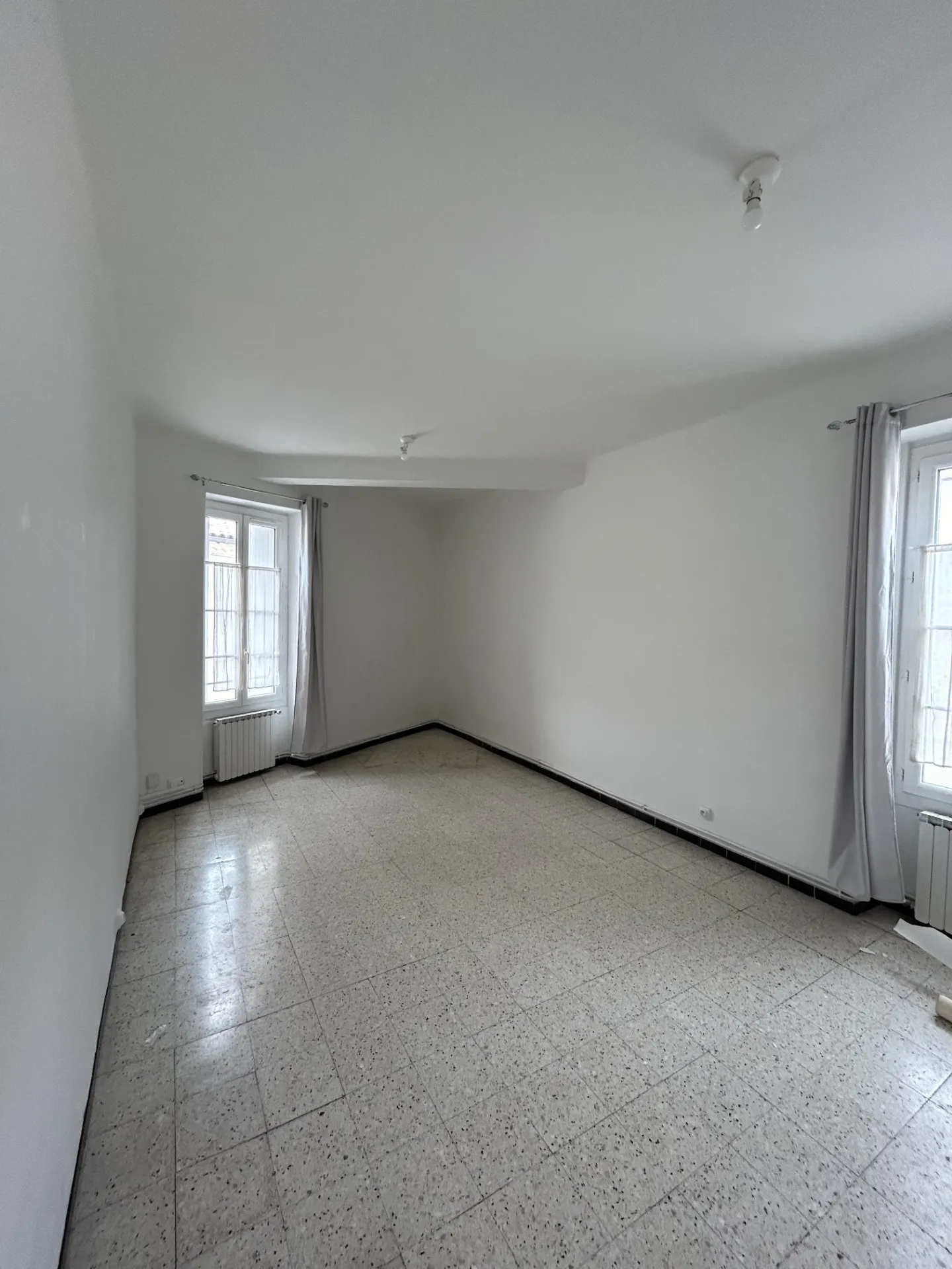 Appartement 78m² proche des arènes de Nîmes 