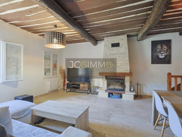 À vendre : Appartement T3 en duplex + Studio rénové à Sollies Pont